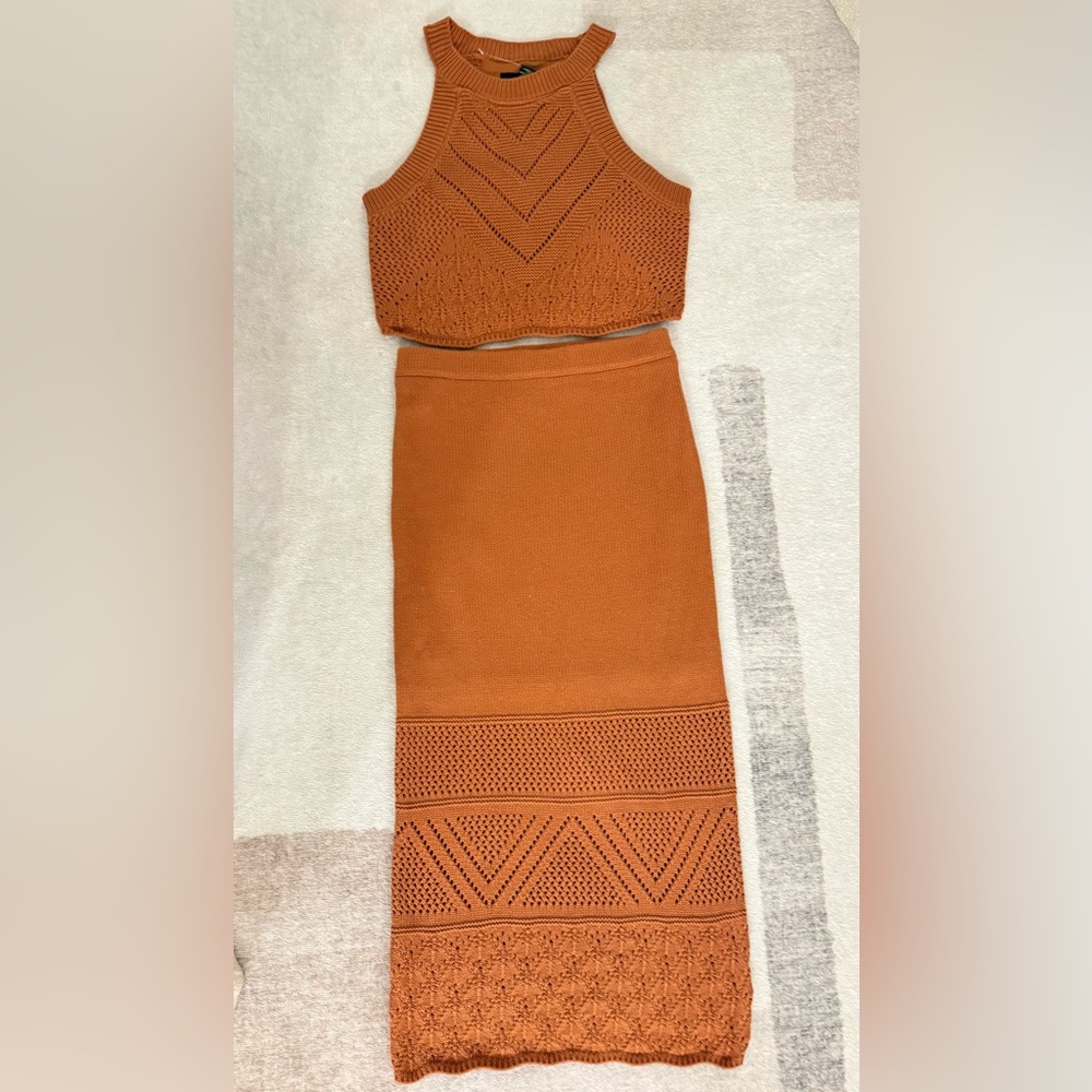 House of Harlow 1960 Two-Piece Knit Skirt Set in Burnt Orange